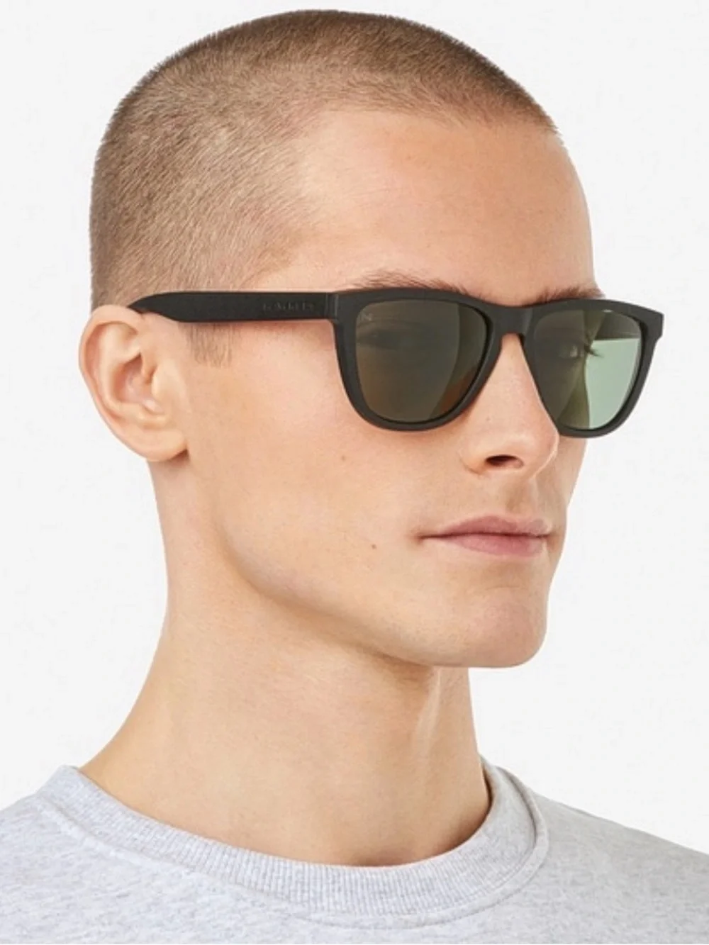 Men's Matte Black Sunglasses with Polarized Lenses